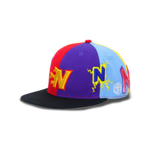 Gorra Ajustada de 6 Paneles con Visera Plana Redonda Personalizada de TCAP China, con Pedrería - Product Image 3