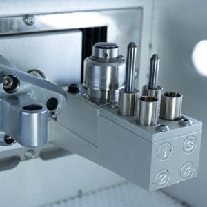 Équipement de fraisage humide haute performance Yucera à faible bruit pour une utilisation confortable en laboratoire, machine de fraisage humide dentaire - Product Image 4