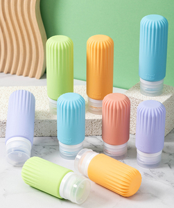 Paquete de 4 Botellas de Viaje Deportivas de Silicona de 3 oz, Libres de BPA, a Prueba de Fugas, Reutilizables, Aptas para Lavavajillas y <span class=keywords><strong>Microondas</strong></span>, de Gran Capacidad - Product Image 5