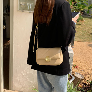 Bolso de cadena acolchado para mujer, 7 pulgadas, blanco, caqui, negro, con cierre magnético, bandolera, bolso cuadrado pequeño a la moda - Product Image 5