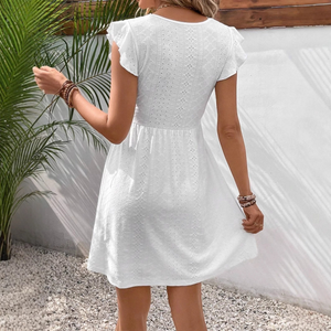 Robe mini blanche à col en V, manches à volants, style bohème, en dentelle, taille élastique, coupe trapèze, ample, décontractée pour l'été - Product Image 3