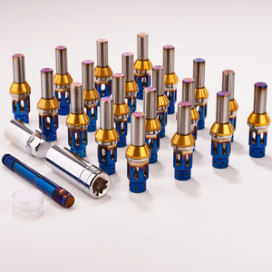 น็อตล้อไทเทเนียมอัลลอยด์แบบกลวง M14x1.5 สีรุ้งโครเมียม สำหรับอัพเกรดล้อรถยนต์ - Product Image 2