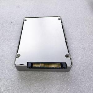 PE8010 3.84T NVME U.2 PCIe 4.0 - Product Image 3