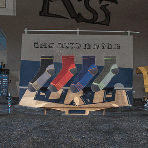 ถุงเท้ากีฬาผู้ชายขายส่ง แบบสวมใส่สบาย ระบายอากาศได้ดี ข้อสั้น สำหรับวิ่งและออกกำลังกาย  ถักทออย่างดี - Product Image 3