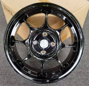 Rueda de Aleación de Aluminio Cóncava de 15 Pulgadas y 7J para Automóvil - Product Image 1