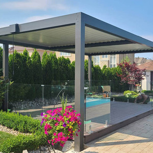 Pérgola Bioclimática de Aluminio Personalizada, Impermeable, con Toldo Motorizado Deslizante y Techo de Láminas - Product Image 5