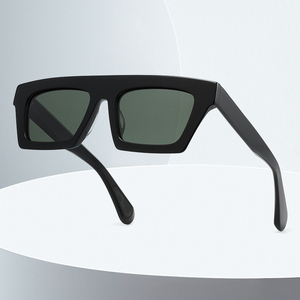 Occhiali da Sole di Alta Qualità alla Moda in Acetato Anti-UV 400 Forma Quadrata Occhiali da Vista Stile Wayfarer Disponibili in Pronta Consegna - Product Image 2
