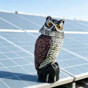 Décoy de <span class=keywords><strong>hibou</strong></span> avec tête rotative à 360° - Répulsif pour oiseaux pour toits et panneaux solaires, dissuasif pour pigeons, résistant aux UV et à l'eau, en PE pour extérieur - Product Image 1