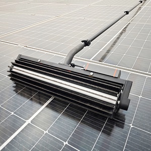 SUNNOVA N1 Outils de jardin électriques de qualité industrielle Nettoyage des murs extérieurs Brosse à panneaux solaires pour les excréments d'oiseaux et l'élimination de la <span class=keywords><strong>mousse</strong></span> - Product Image 2