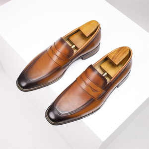 Mocassins en cuir faits main pour hommes, en cuir pleine fleur, à enfiler, pour affaires et décontractés - Product Image 4