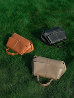 Sacs à bandoulière de luxe pour femmes avec logo personnalisé, sacs messager décontractés, sacs fourre-tout vintage brodés, sacs à main pour dames