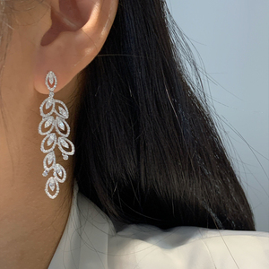 อาซูโอ 18K ทองคำขาวแท้เพชรธรรมชาติ 1.2 กะรัตหรูหราต่างหูยาวของขวัญหมั้นสำหรับผู้หญิงแฟนซีปาร์ตี้ Au750 - Product Image 6