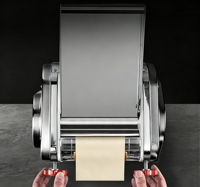 Machine à presser la pâte électrique pour la fabrication de nouilles, moteur en cuivre, rouleau à pâtes tout en acier inoxydable pour usage commercial et domestique