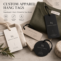 Étiquettes personnalisées imprimées pour vêtements, autocollants, étiquettes en carton épais, étiquettes de marque en vinyle avec cordon pour l'emballage de vêtements