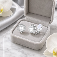 Anting-anting jepit berhiaskan mutiara bulat elegan dan rhinestones, berlapis perak, tanpa tindik, perhiasan pengantin wanita, hadiah untuk wanita