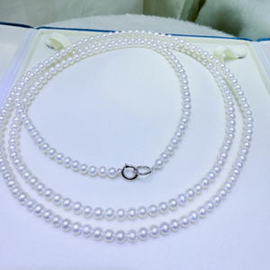 สร้อยคอมุกน้ำจืดธรรมชาติจูจี้ ขนาด 5-6 มม. ทรงกลม แทบไร้ตำหนิ ความยาว 115-120 ซม. ตัวล็อคเงินแท้ ดีไซน์แบบซ้อน - Product Image 2