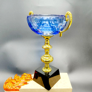 Trofeo de Cristal y Metal con Diseño Moderno y Elegante, Premio Ecológico para Eventos, Innovación y Celebraciones - Product Image 2
