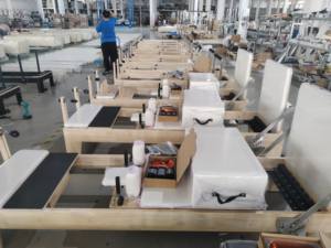 Oak Wood Pilates Reformer dobrável durável ajustável molas acessórios completos para casa e estúdio formação - Product Image 4