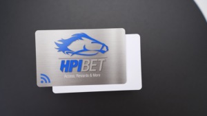 บัตรสะสมแต้มคุณภาพสูงพร้อมแถบแม่เหล็กและพื้นที่สำหรับลายเซ็น - Product Image 6