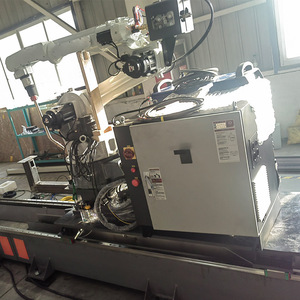 Robot de soldadura de inteligencia de alta precisión SRM 2025 para riel de tierra de rendimiento de estructura de acero con motor PLC central - Product Image 6