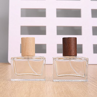 Mini flacon de parfum en verre de 30 ml avec vaporisateur plat et bouchon en bois