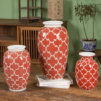 Vase en céramique rouge fait main semi-artisanal, ornement de style chinois moderne, décoration de salon et d'entrée, fleur artificielle d'inspiration nordique