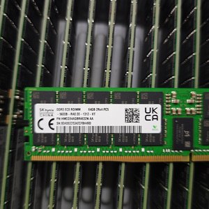 Module de mémoire serveur 2RX4 PC5-5600B-RDIMM ECC Registered HMCG94AGBRA632N 5600 64G pour station de travail et stockage – Module de mémoire serveur en stock - Product Image 1