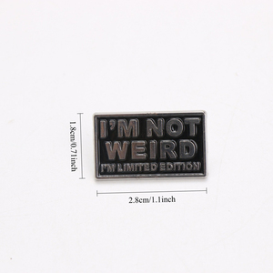 'NO SOY EXTRAÑO'. Pin de Solapa Personalizado con Frase de Autoexpresión 'I'M LIMITED EDITION', Insignia de Forma Geométrica Minimalista - Product Image 4