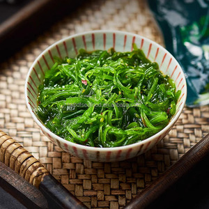 Ensalada de algas marinas sazonadas, wakame verde fresco con sésamo y chile, lista para comer - Product Image 4