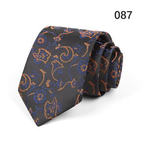 Joli fabricant de <span class=keywords><strong>cravate</strong></span> <span class=keywords><strong>Cravate</strong></span> pour <span class=keywords><strong>homme</strong></span> <span class=keywords><strong>Cravate</strong></span> Design texturé soigné Cravates Jacquard à fleurs violettes - Product Image 4