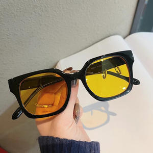 Gafas de sol de moda para mujer Qianai, montura negra, lentes de PC, antideslumbrantes, tipo 3, para conducir, viajar, pescar - Product Image 1