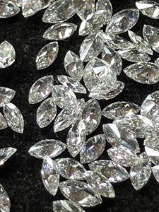 เพชรเมลีรูปทรงมาร์คีส์ ผลิตในห้องปฏิบัติการด้วยวิธี CVD HPHT เจียระไนอย่างดี ระดับความสะอาด VVS VS สี E ขนาดเล็ก สำหรับทำเครื่องประดับ น้ำหนัก 1 กะรัต - Product Image 4