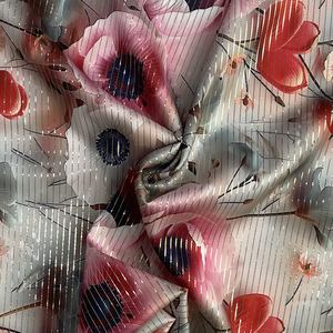 Tela de impresión de lámina de satén de Spandex suave personalizada para ropa de moda moderna - Product Image 3