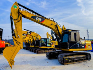 Excavatrice sur chenilles Caterpillar d'occasion, 20 tonnes, d'origine japonaise, 95% neuve, faible nombre d'heures, moteur, boîte de vitesses, pompe, roulement, PLC, bon état - Product Image 5