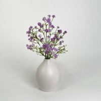 Bouquet délicat de gypsophile artificielle en tissu et PE dans un vase pour la décoration intérieure