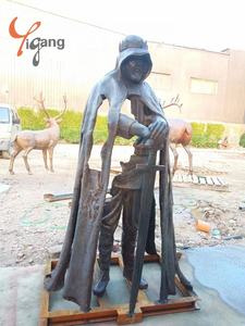 Statue en bronze grandeur nature Figure de chevalier médiéval conçue sur mesure Art abstrait en métal-cadeau de Sculpture en laiton en bronze du roi <span class=keywords><strong>Arthur</strong></span> - Product Image 4