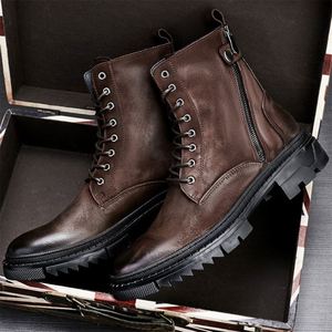 Bottes en cuir rétro à lacets unisexes, personnalisées en usine, vente en gros, design de haute qualité, bottes d'automne et d'hiver - Product Image 4
