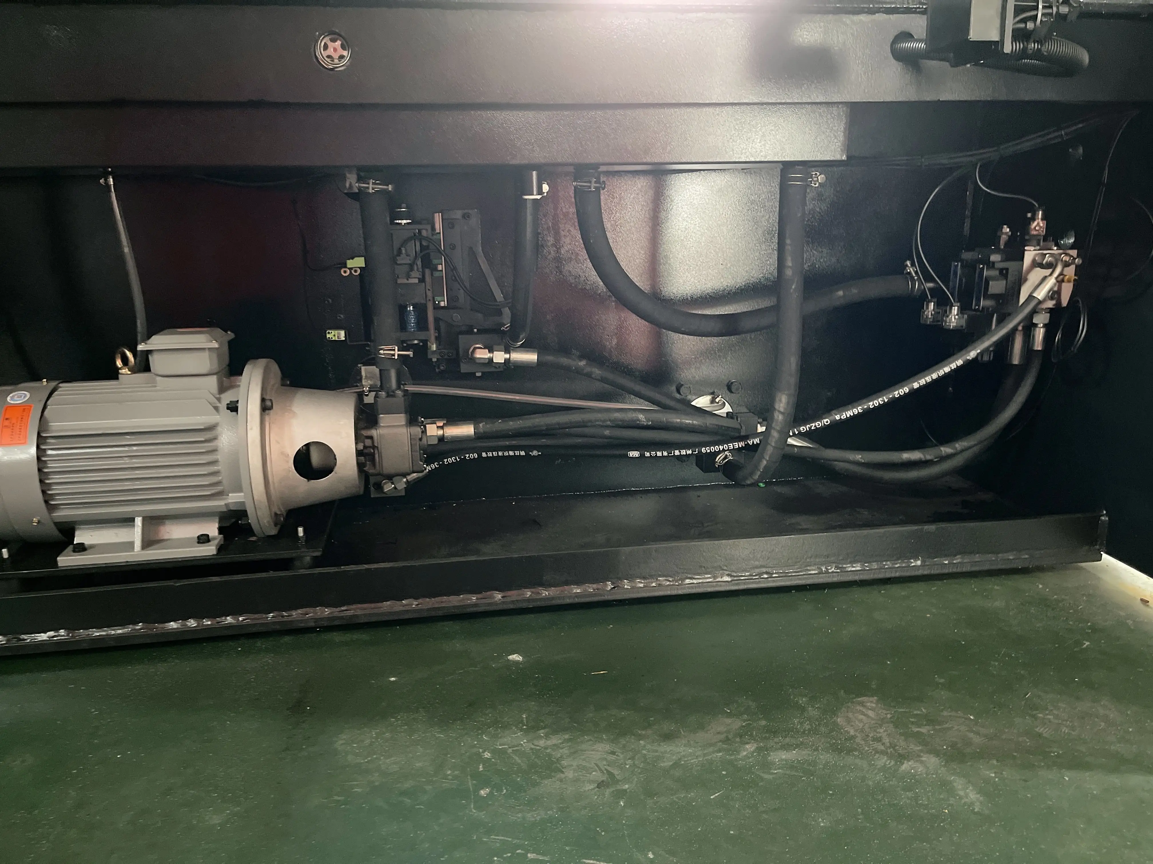 Manufacturer New Product 50ton CNC Metal Sheet Bending Machine Hydraulic Press Brake Machines