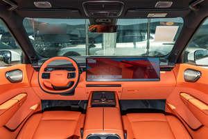 <span class=keywords><strong>Lynk</strong></span>&<span class=keywords><strong>Co</strong></span> 900 1.5T Halo 2025 Usado, SUV Híbrido Enchufable de 6 Plazas, Vehículo Usado de Lujo Grande, Gran Oferta, SUV Híbrido para Viajes de Negocios - Product Image 3