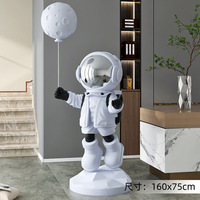 Nouveau Design Astronaute Sculpture Nature Taille En Fiber De Verre Cosmonaute Statue Pour Art Extérieur Décoration Ballon Astronaute