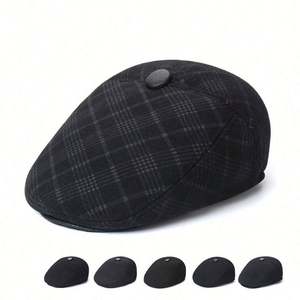 Boinas a cuadros de invierno al por mayor para hombres de mediana edad y mayores, gorros cálidos para exteriores con protección para las orejas, sombrero de newsboy para ancianos. - Product Image 2
