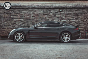 KM haute qualité assemblage mise à niveau <span class=keywords><strong>GTS</strong></span> jupe latérale à axe court ajustement parfait pour <span class=keywords><strong>Porsche</strong></span> pour <span class=keywords><strong>Panamera</strong></span> 971 pare-chocs de voiture pièces de carrosserie latérales - Product Image 3