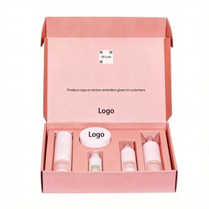 Boîtes d'emballage en papier ligné personnalisées. Boîtes <span class=keywords><strong>aux</strong></span> <span class=keywords><strong>lettres</strong></span> en carton ondulé imprimées avec des motifs adaptés à l'emballage des boutiques en ligne. - Product Image 1
