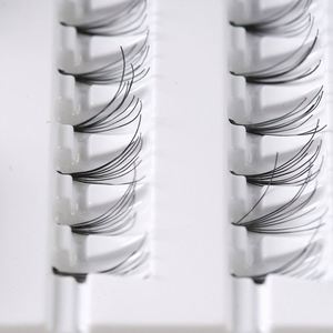 Wholesale Chicken Claw Hair Planting False Eyelashes 5P Glue <b>Cluster</b> and Single <b>Cluster</b> Artificial Fiber Eyelash Extensions - Product Image 3
