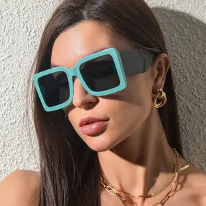 Unique Patchwork Square Wide Leg Sunglasses For Women 2024 New Luxury Brand Green Pink Gradient Sun Glasses Men Hip Hop Shades