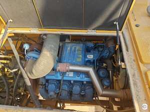 Grúa Móvil de Segunda Mano Oficial XCMG XGC15000A, Grúa Hidráulica de Orugas Grande de 1000 Toneladas en Venta - Product Image 6