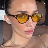 Lunettes de soleil rétro personnalisées UNOC 2026, monture petite unisexe, verres PC UV400, lunettes de soleil œil de chat pour femmes
