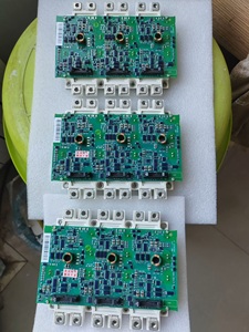 IGBT 450A โมดูลไฟฟ้า1200V พร้อมแผงควบคุมประตูสำหรับไดรฟ์ตัดวงจร FS450R12KE3/AGDR-81C - Product Image 1