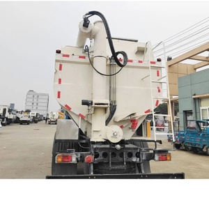 Camión Cisterna ISUZU FTR GIGA de 24 CBM para Alimentación Animal, Aves de Corral y Silo, en Venta - Product Image 6