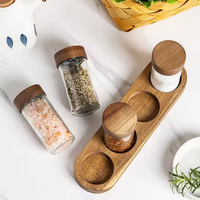 Vente chaude Acacia Bois Verre Assaisonnement Bouteille Poivrière Épice Pot De Stockage Base Usine En Gros pour Conteneur De Stockage Des Aliments